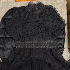 Giambattista Valli Black Lace Long-Sleeve Midi Dress SZ LG